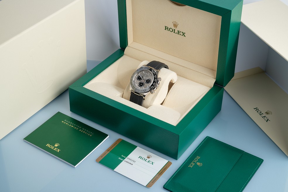 Três Rolex Daytona com acabamento em ouro branco custam praticamente a mesma coisa que um Mac Pro — Foto: Divulgação/Rolex