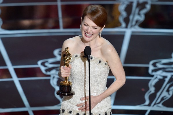 Moore ganhou o Oscar de Melhor Atriz em 2015, por seu papel em Para Sempre Alice (Foto: Getty Images)