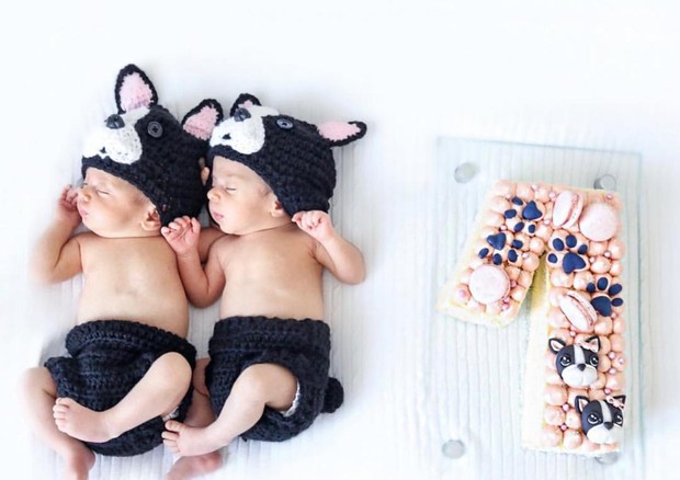Fabiana Justus comemora primeiro mês das gêmeas Chiara e Sienna  (Foto: Reprodução/ Instagram )