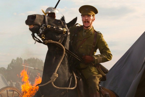 O ator Benedict Cumberbatch em cena de 1917 (Foto: Reprodução)