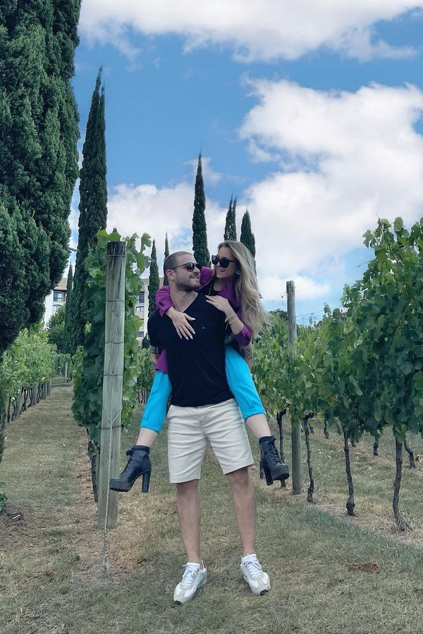 Carla Diaz assume namoro com vereador Felipe Becari (Foto: Instagram/Reprodução)