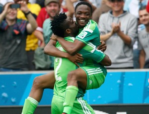 Musa gol Argentina x Nigeria (Foto: Reuters)