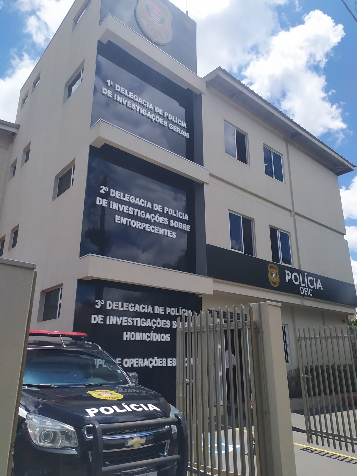 Polícia Civil ouve testemunhas em investigação sobre assassinato de travesti em Presidente Prudente - G1