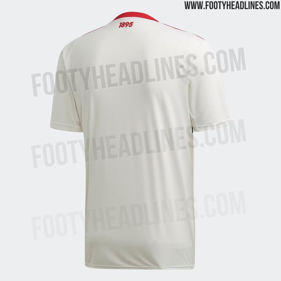 Ano de funda��o do clube est� estampado nas costas da camisa � Foto: Reprodu��o
