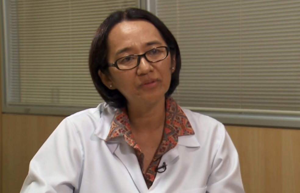 Diretora de imunização da Secretária Estadual da Saúde, Helena Sato, reforçou a importância da vacinação  (Foto: Reprodução EPTV)