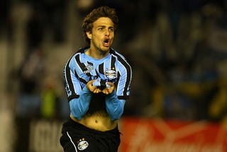 Grêmio elogia e vê Maxi Rodríguez útil ao grupo: Tem perfil de virar jogos