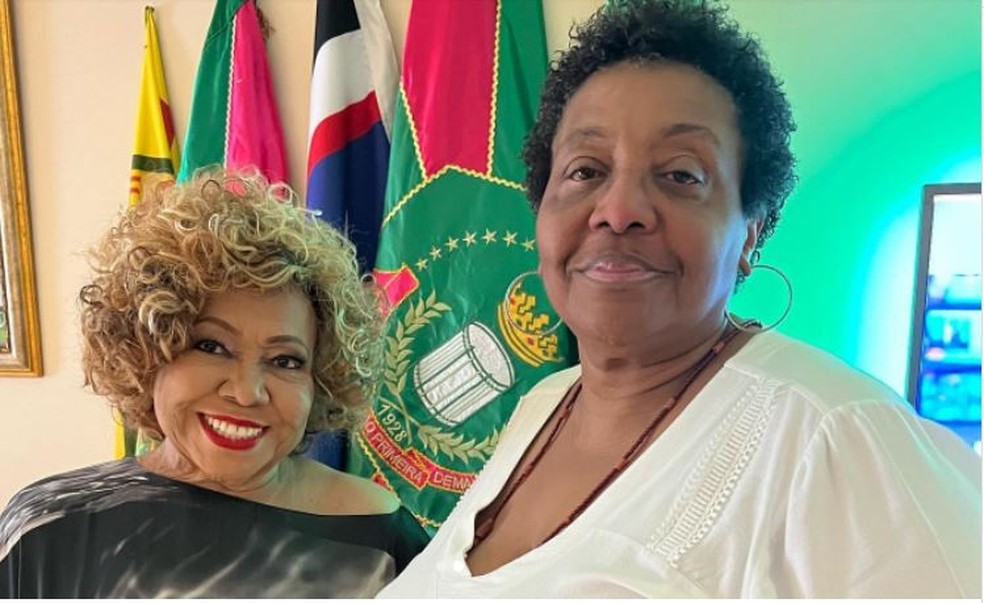 Alcione e a presidente da Mangueira Guanayra Firmino — Foto: Reprodução/Instagram Mangueira
