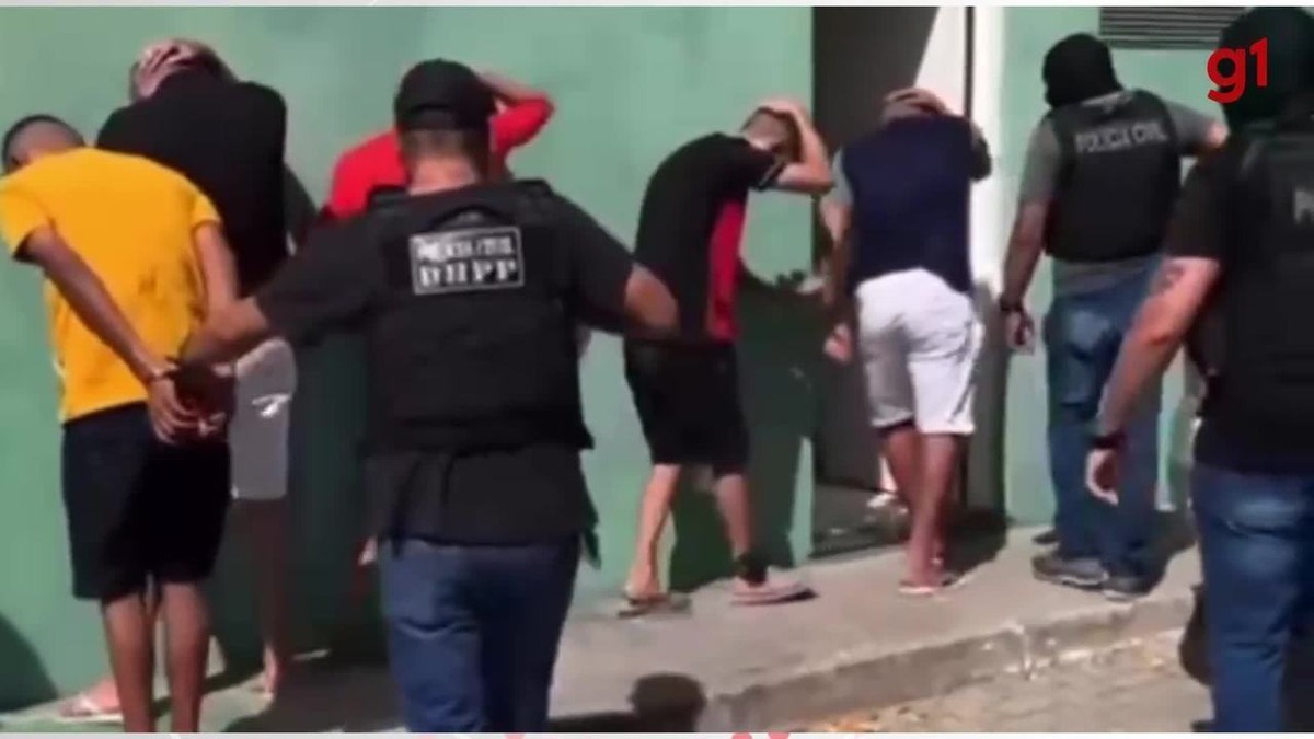 Sobe Para 10 Número De Presos Por Chacina Que Matou 6 Em Fortaleza Vídeo Mostra Chegada à 3007