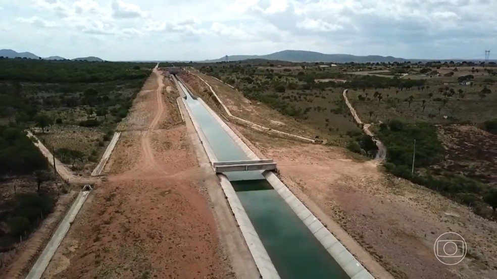 Canal do Sertão alagoano atende a 42 municípios do Sertão e do Agreste — Foto: Reprodução/TV Globo