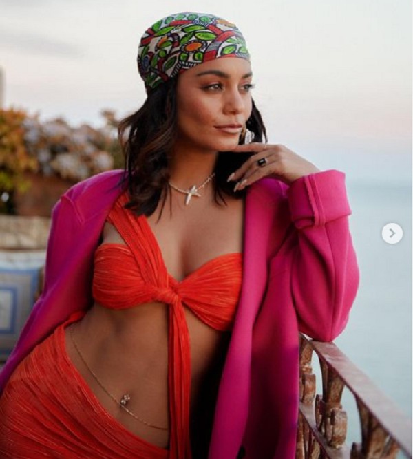 A atriz Vanessa Hudgens de férias no México (Foto: Instagram)