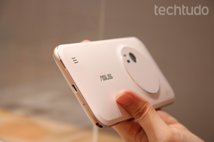 Zenfone Zoom, celular com supercâmera da Asus cumpre sua missão (Foto: Fabrício Vitorino/TechTudo)