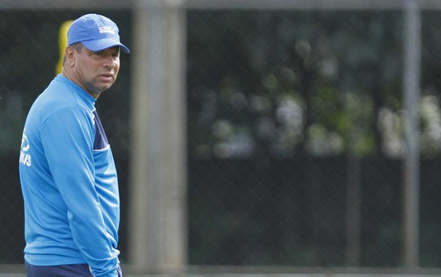 Celso Roth revela o segredo do sucesso cruzeirense no Brasileirão ...