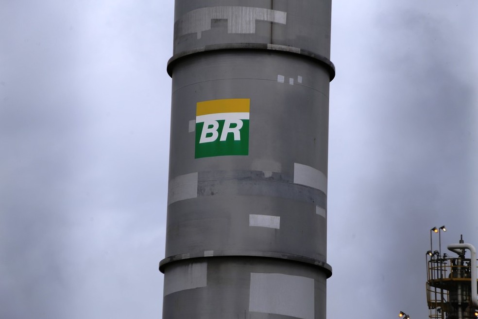 Refinaria Presidente Bernardes (RPBC), da Petrobras, em Cubatão, SP (Foto: José Claudio Pimentel/G1)