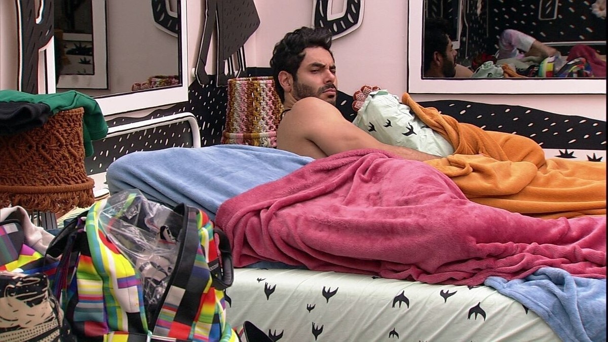 Brothers acordam após noite agitada para grupo Xepa | casa ...