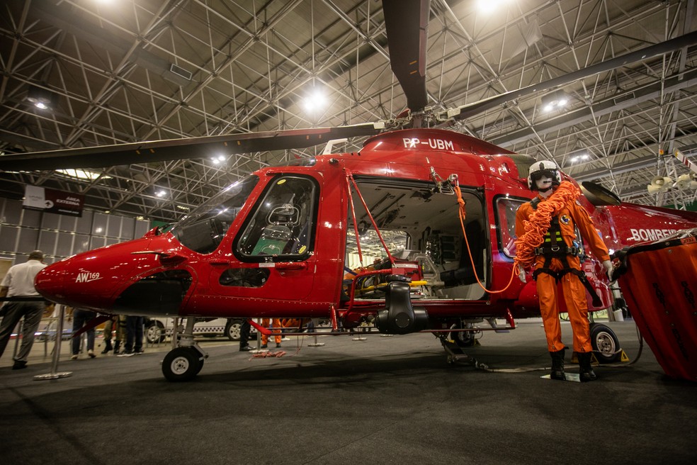 Novo helicóptero adquirido pelos Bombeiros — Foto: Brenno Carvalho