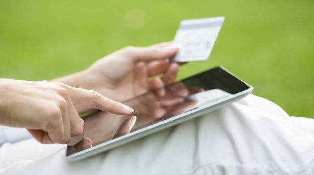 computador, vendas, e-commerce, comércio eletrônico, tablet, cartão de crédito,  (Foto: ThinkStock)