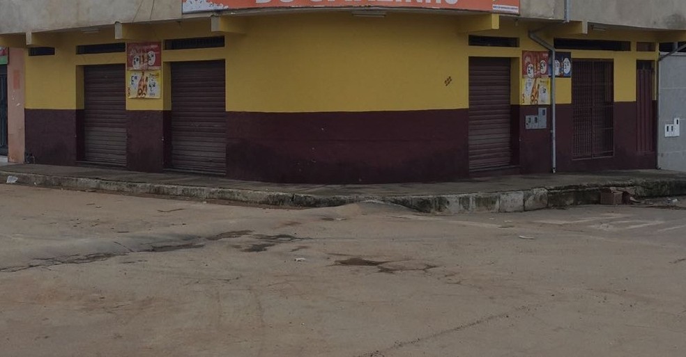 Crime foi em um bar no Bairro Manoel Maia (Foto: Tiago Borges/ Inter TV)