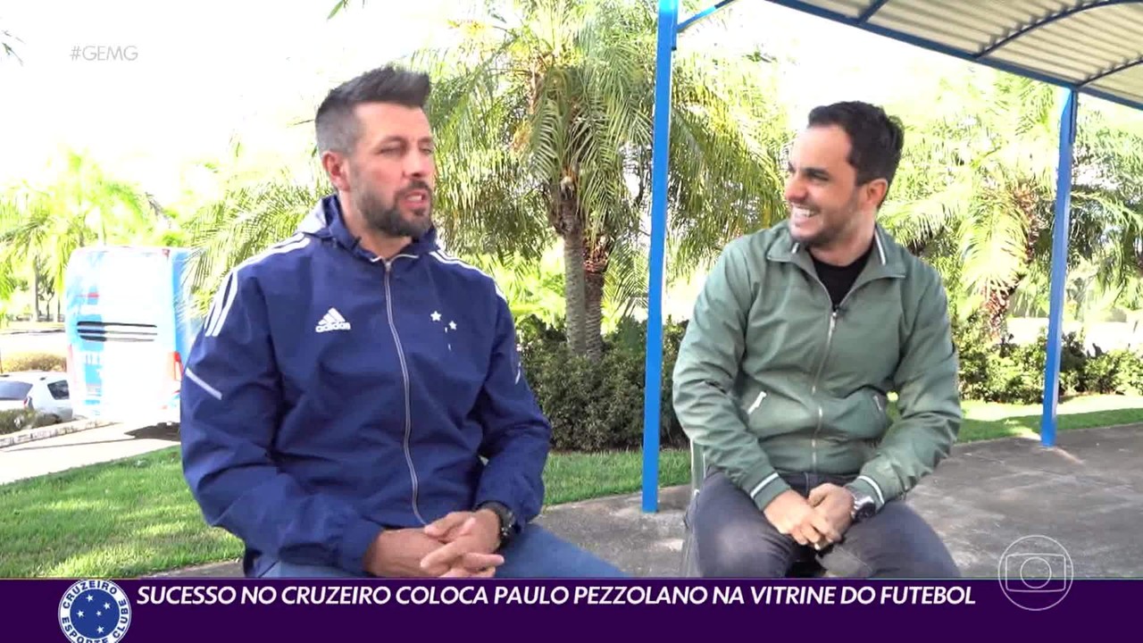 Sucesso no Cruzeiro coloca Paulo Pezzolano na vitrine do futebol