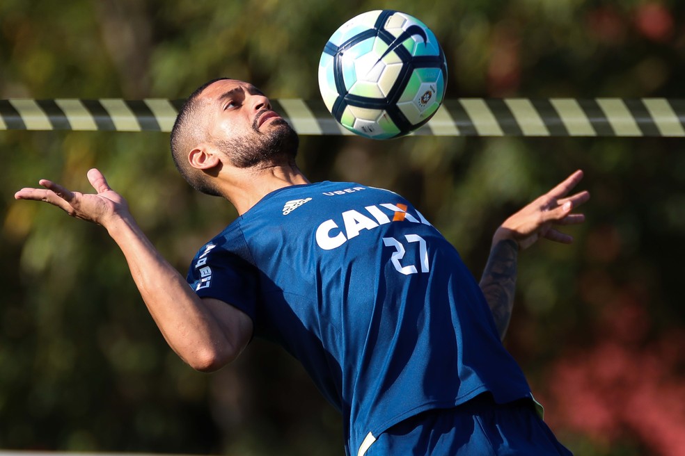 Romulo atuou pouco pelo Flamengo em 2018 — Foto: Gilvan de Souza/Flamengo