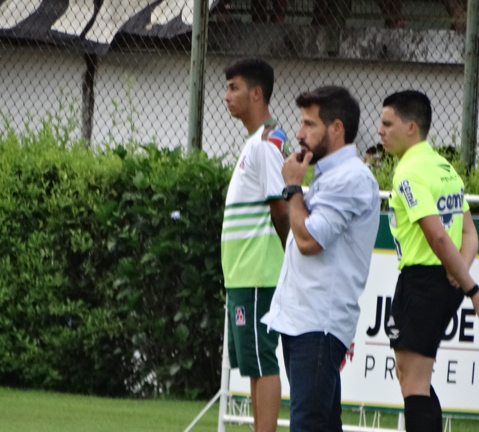 Ramon Menezes curtiu permanência da espinha dorsal, mas admite que espera atletas para a Série C (Foto: Bruno Ribeiro)