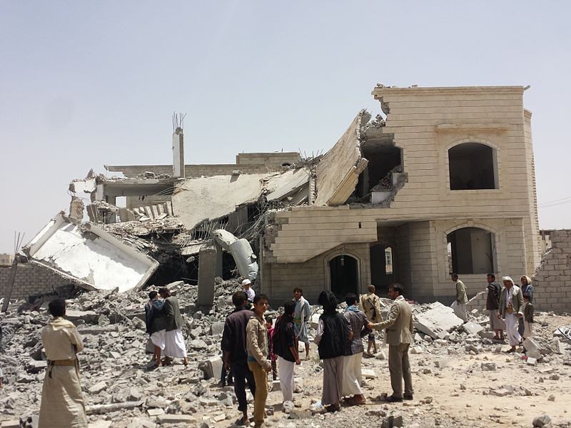 Casa destruída no Iêmen durante guerra (Foto: Wikimedia Commons)