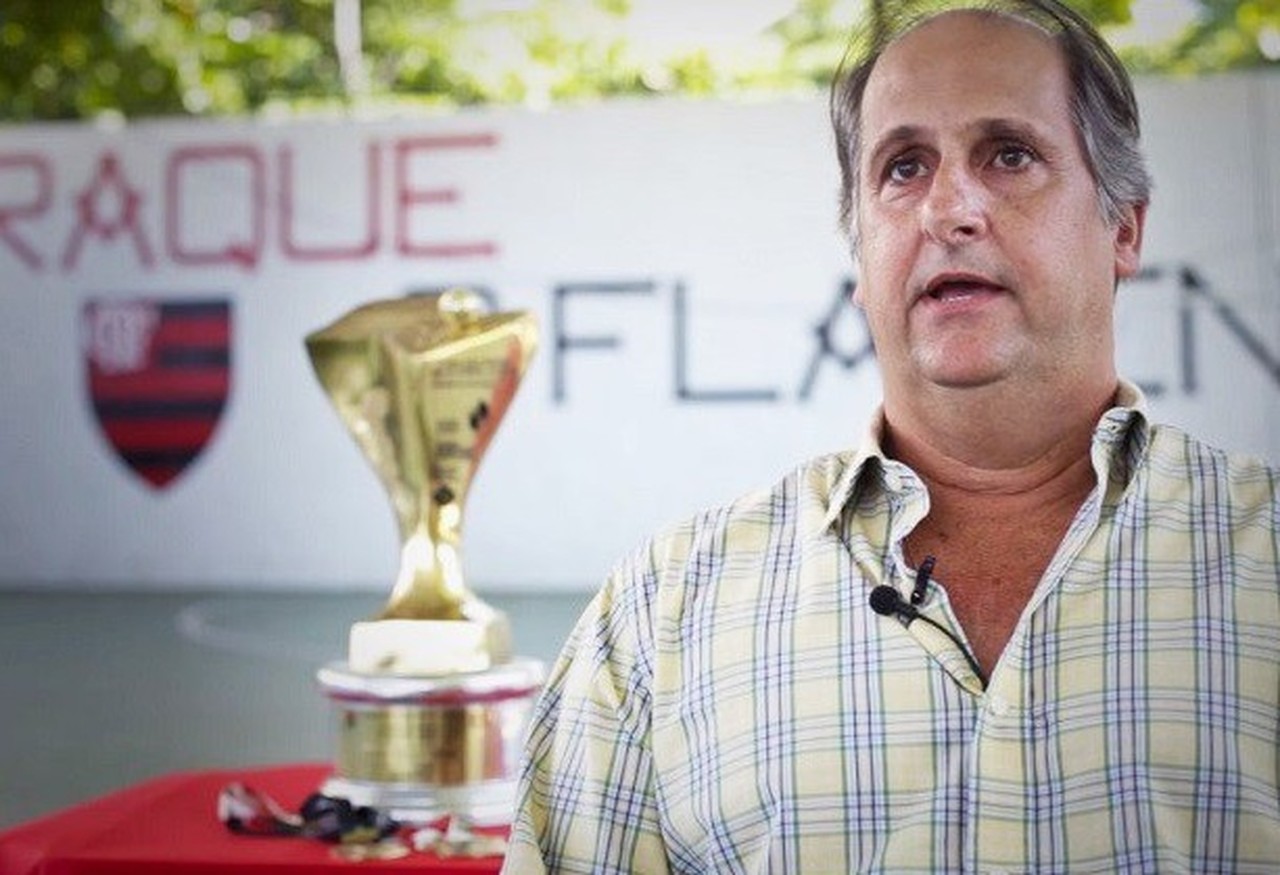 Carlos Noval: Fla no sangue, paixão pela base e experiência no mercado financeiro