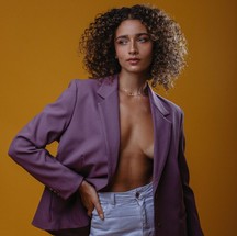 A atriz Letícia Laranja  — Foto: Felipe Quintini/ reprodução/ instagram