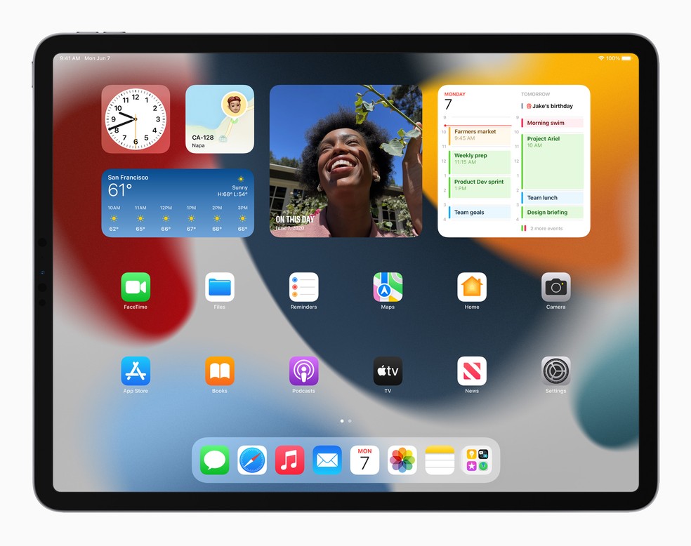 Tela inicial do iPadOS 15 — Foto: Divulgação/Apple