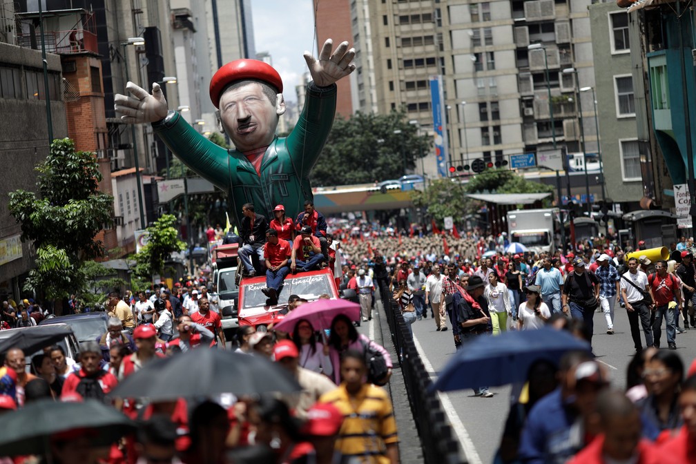 Manifestação de apoiadores do governo de Maduro contra Donald Trump em agosto de 2017 (Foto: Ueslei Marcelino/Reuters)