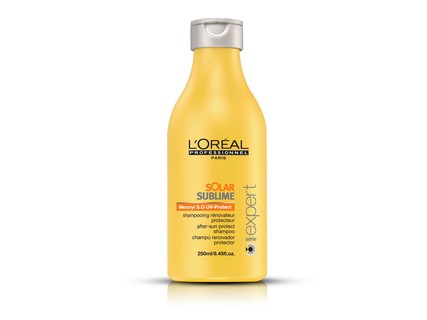 Shampoo Sublime, L'Oréal Professional, R$ 63. Elimina os resíduos de sal e cloro e regenera a fibra capilar