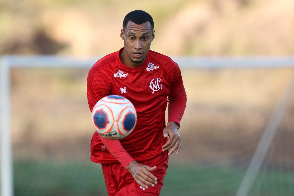 Com Volta De Salatiel E Desfalque Gilmar Dal Pozzo Faz Mudancas No Time Do Nautico Nautico Globoesporte