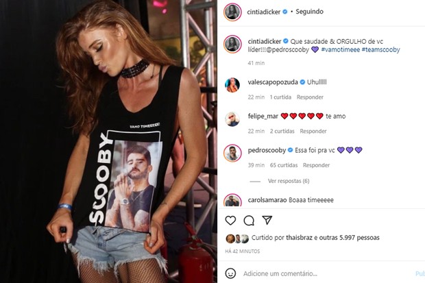 Cintia Dicker posa com camiseta com foto de Pedro Scooby para comemorar liderança dele (Foto: Reprodução/Instagram)