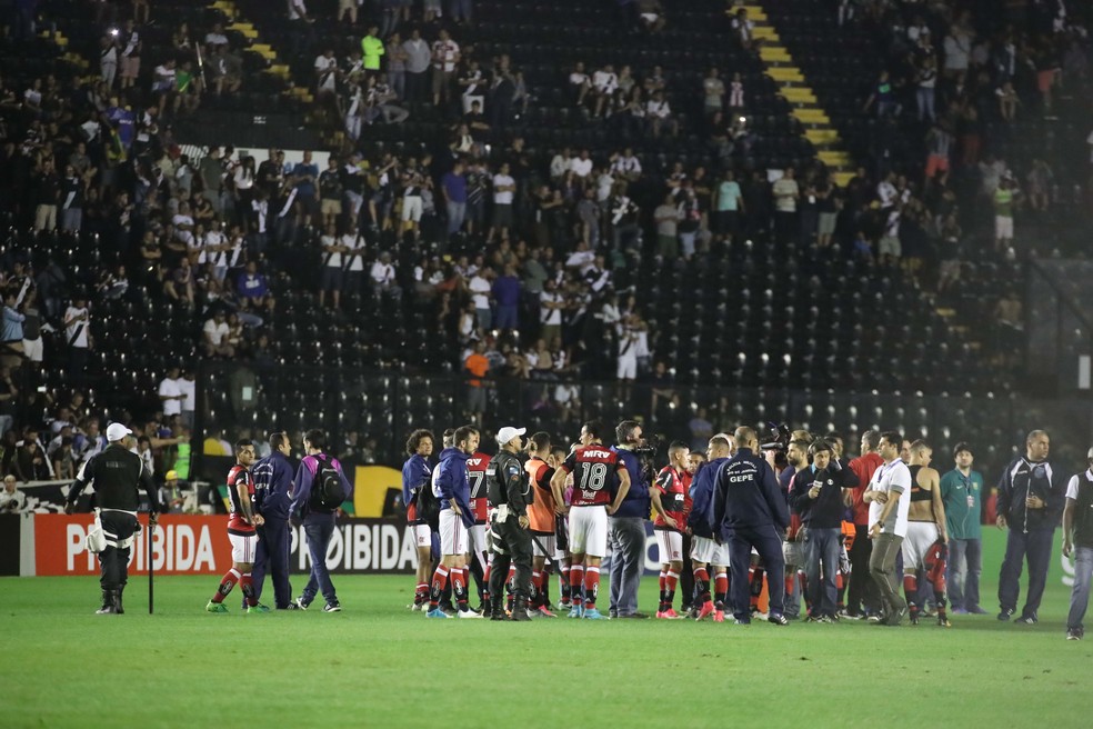 Torcida Vasco x Flamengo São Januário (Foto: Gilvan de Souza/Flamengo)