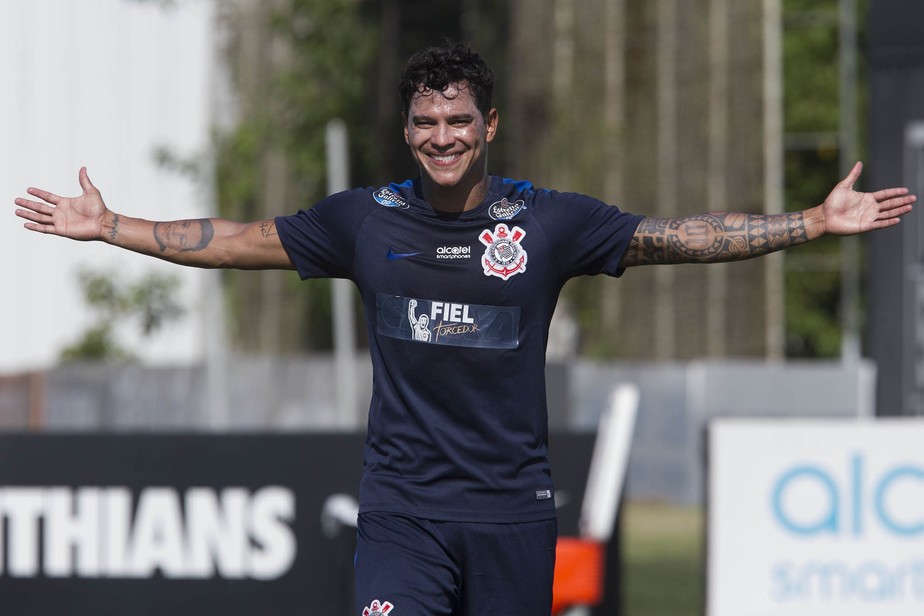 Chape on fire: Verdão esquenta mercado, fecha com dois e sonda Giovanni Augusto