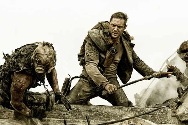 Imagem do filme 'Mad Max: Estrada da Fúria' com o protagonista, interpretado por Tom Hardy (Foto: Divulgação)