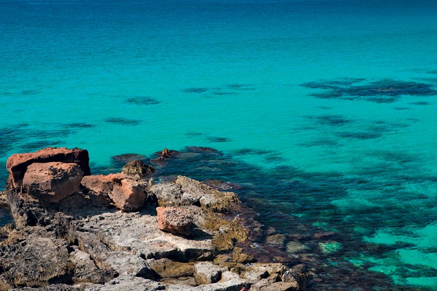 O mar de Formentera (Espanha) (Foto: Divulgação)