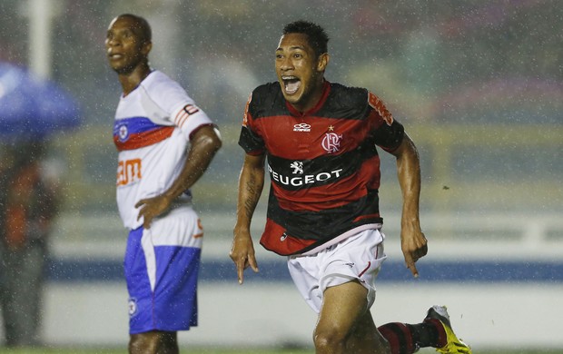 Hernani gol Flamengo (Foto: André Mourão / Ag. Estado)