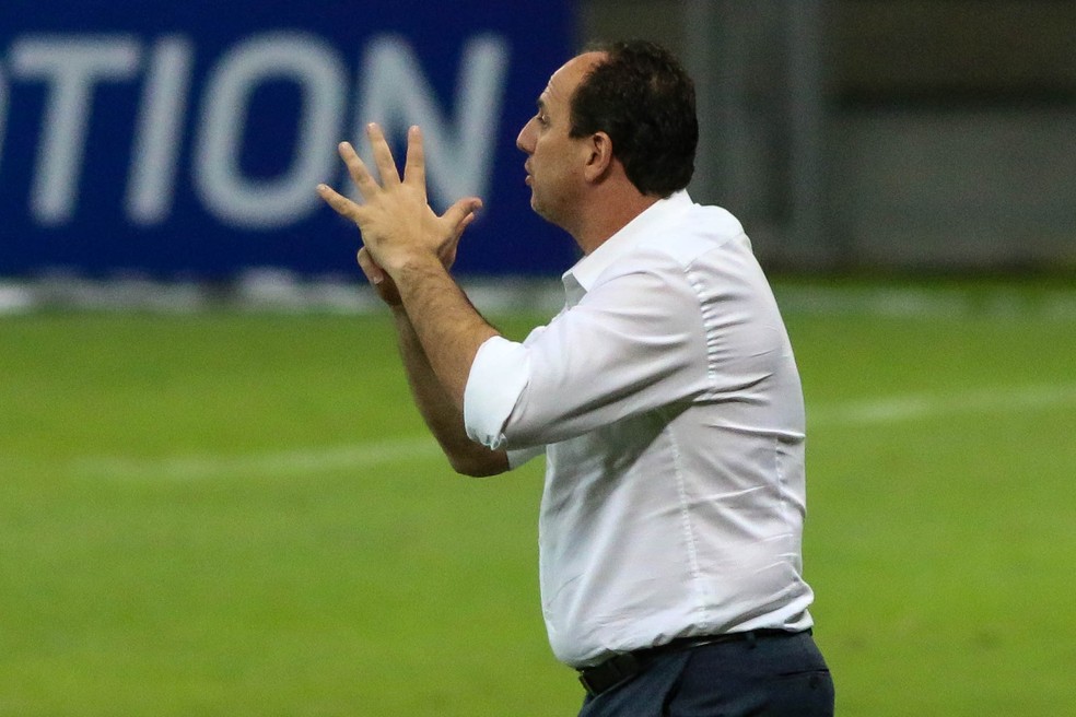 Rogerio Ceni em Atlético-MG x Flamengo — Foto: Fernando Moreno/AGIF