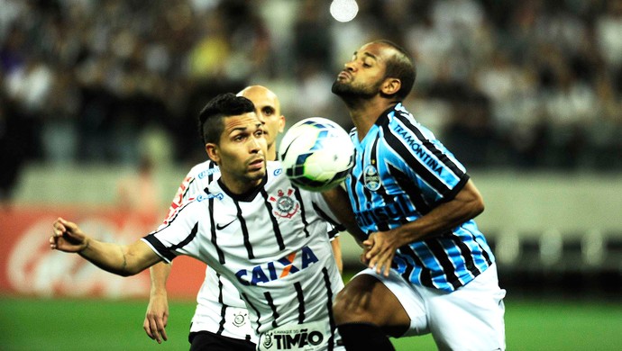 Gremistas lamentam derrota e saem na bronca com arbitragem: Faz parte