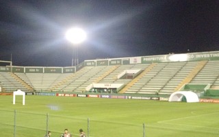 Chape x Grêmio: ingressos estão à venda, e mais barato sai por R$ 100