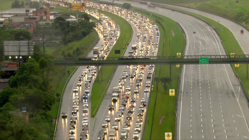 Rodovias De Sp Tem Lentidao Na Saida Do Feriado Da Proclamacao Da Republica Sao Paulo G1