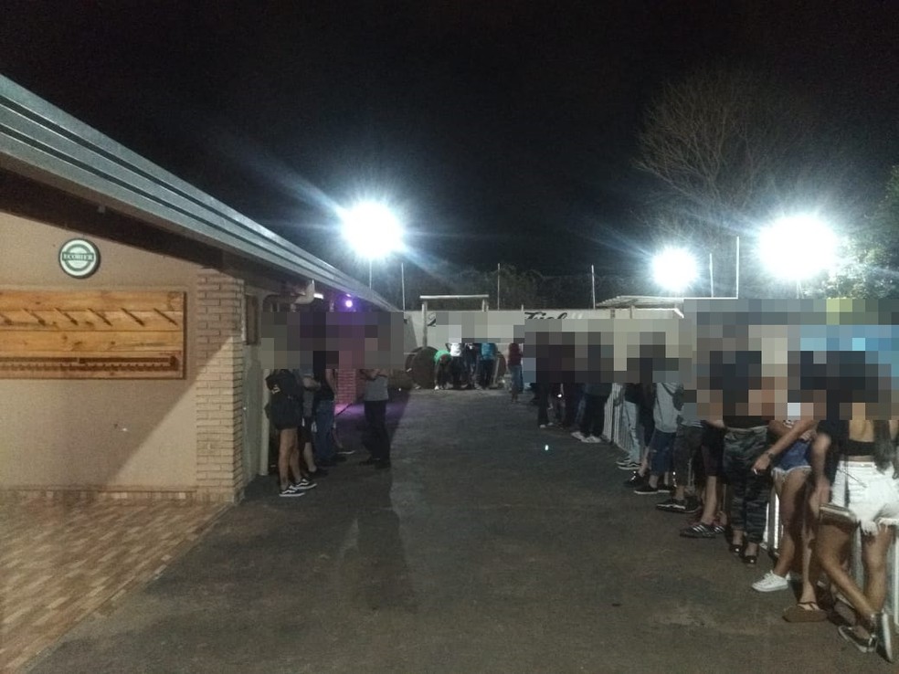 Festa em chácara de Rio Preto foi barrada pela polícia — Foto: Divulgação/Polícia Militar