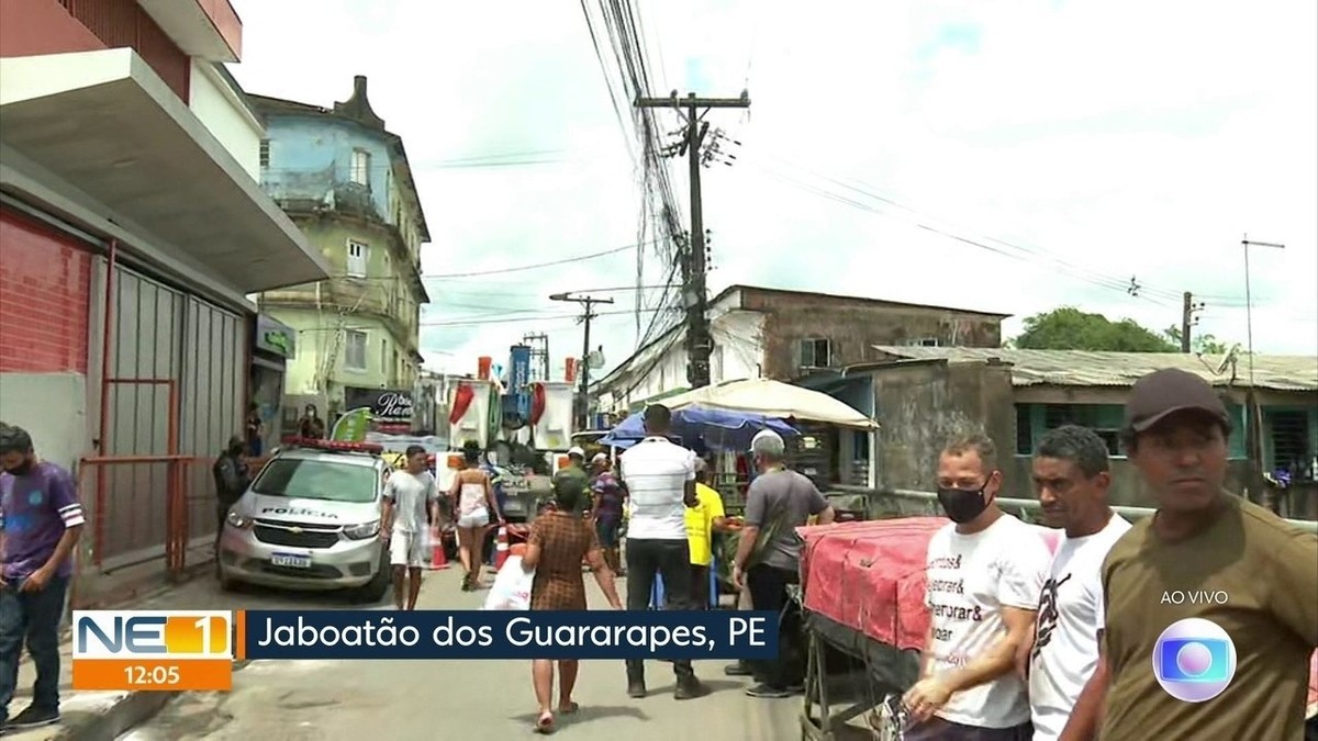 Três Pessoas Morrem Após Sofrer Choque Elétrico Em Fio Em Rua De Comunidade Em Jaboatão Dos 0576