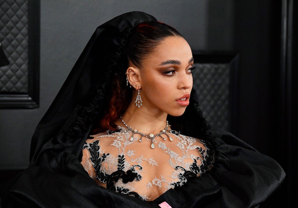 LOS ANGELES, CALIFORNIA - JANUARY 26: FKA Twigs attends the 62nd Annual GRAMMY Awards at STAPLES Center on January 26, 2020 in Los Angeles, California. (Photo by Frazer Harrison/Getty Images for The Recording Academy) (Foto: Getty Images for The Recording A)