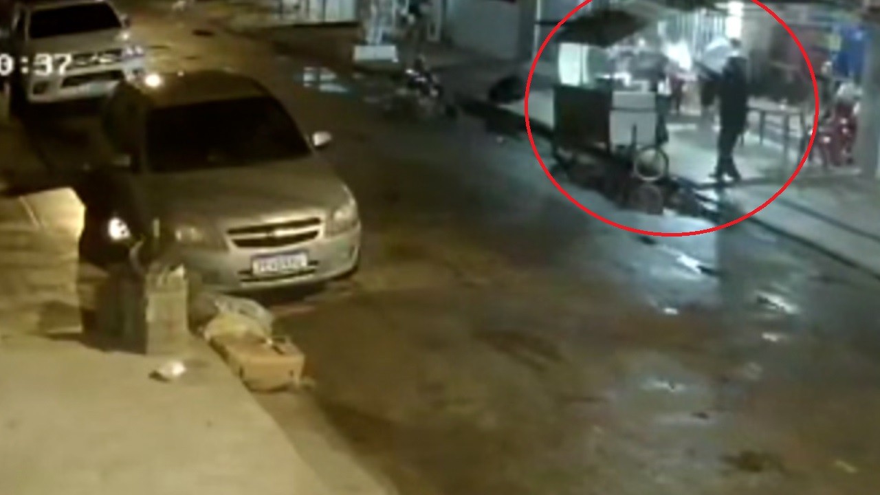 VÍDEO mostra assassinato de homem em churrasquinho na Ponta da Terra, em Maceió