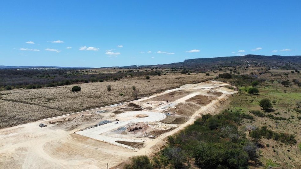 Área de construção do Complexo da Menina Benigna, em Santana do Cariri, no Ceará — Foto: William Guedes