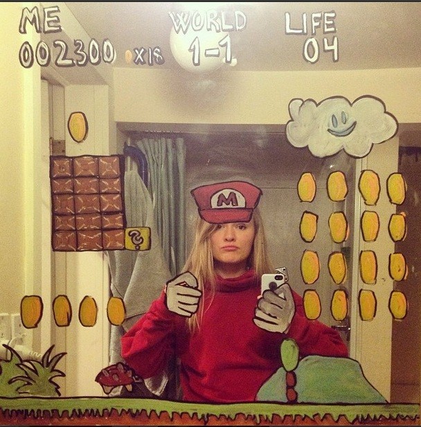 Brincadeira com Super Mario (Foto: Reprodução/ Instagram)