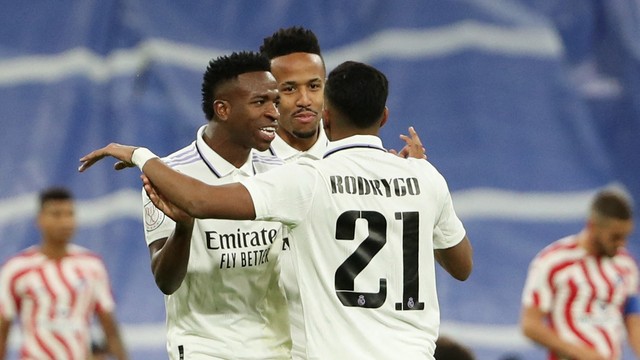 Vinicius Junior com Éder Militão e Rodrygo, os brasileiros do Real Madrid
