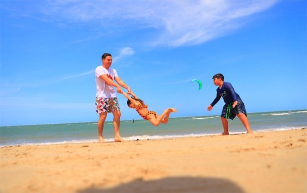 Wesley Safadão e os filhos, Yhudi e Dom (Foto: Reprodução / Instagram)