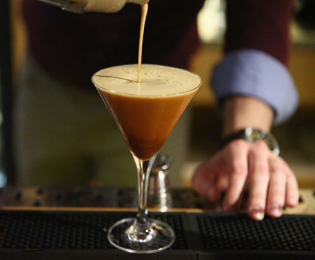 Espresso Martini: história tão saborosa quanto o drink em si (Foto: Getty Images)